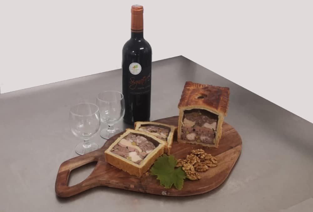 Pâté en croûte au foie gras de canard - Photo 1 sur 1