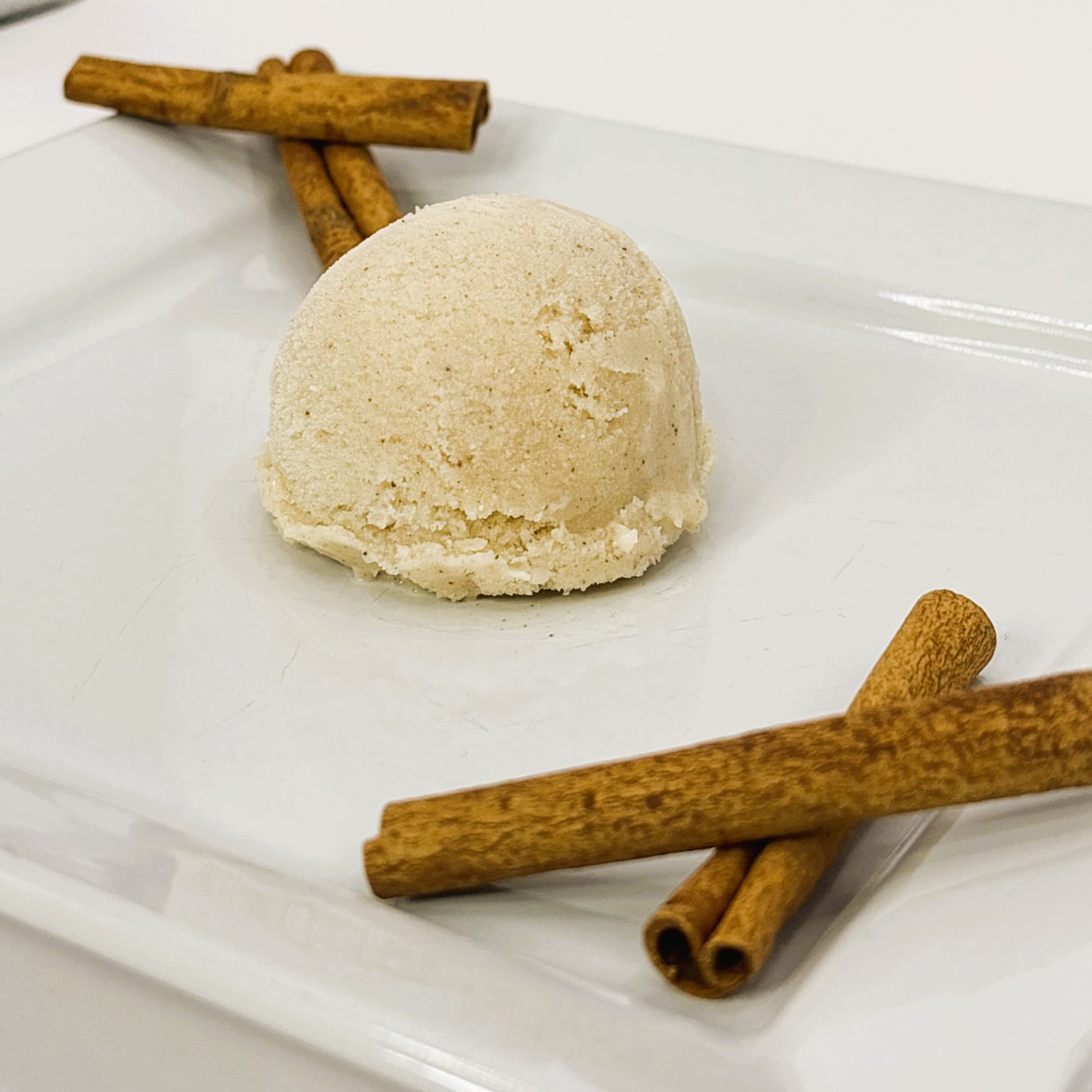 Glace aux Œufs Cannelle - Photo 1 sur 1