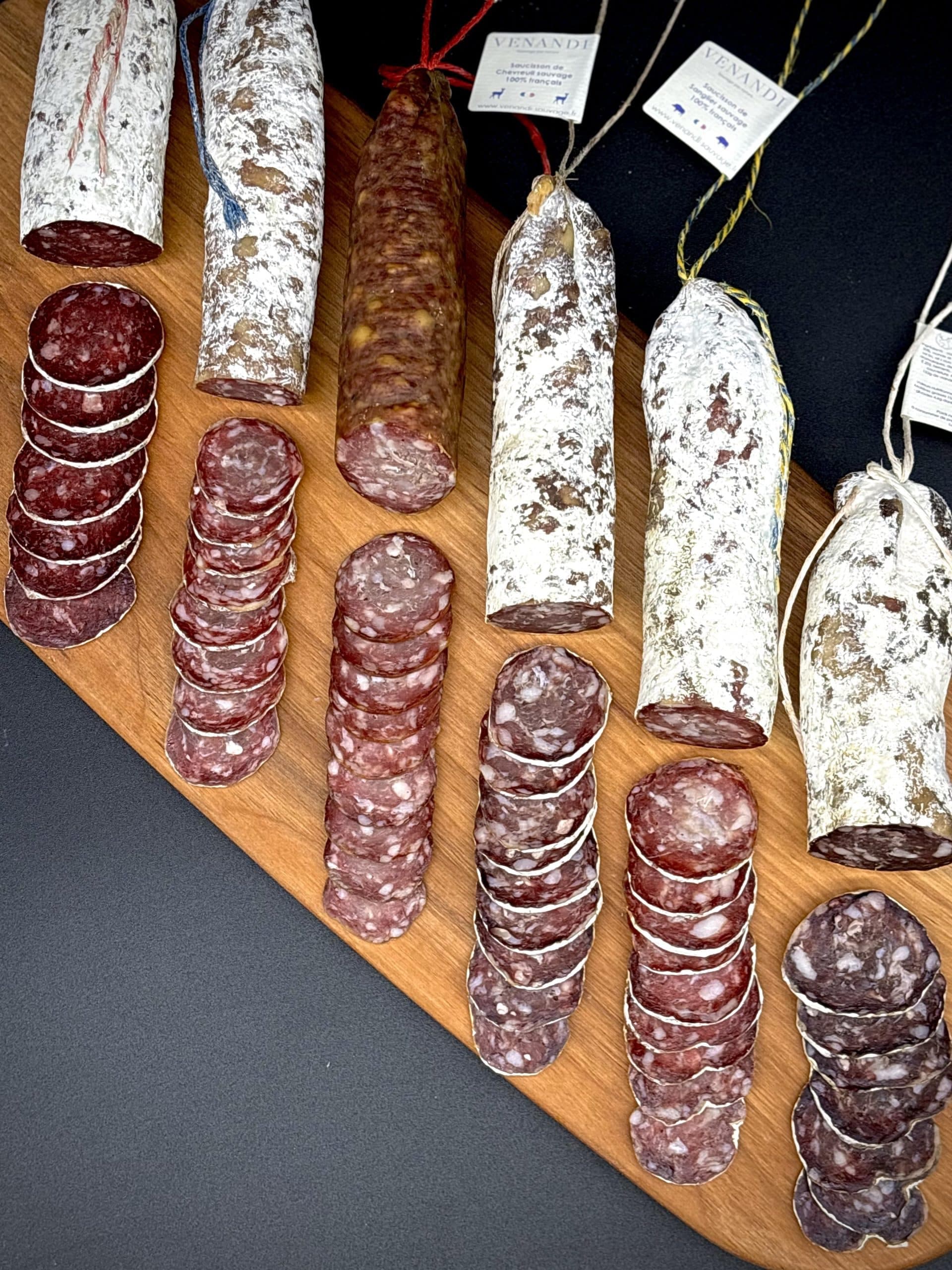 Panier complet de saucissons de gibier - Photo 1 sur 1